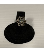 Stunning Silver Tone Round Simulated Green Stone Flower Floral Ring Size... - $16.28 CAD
