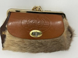 Vintage Australia souvenier purse clasp change zipper purse bag - $12.19