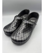 Dansko Womens Clogs 40 Black Plaid Professional Clogs - $602.34 MXN