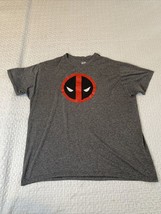 MARVEL DEADPOOL T SHIRT  RED AND GREY  MENS 2X - $14.96