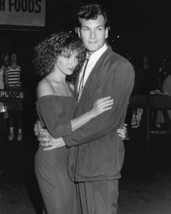 Dirty Dancing Patrick Swayze Jennifer Grey embrace for press call 4x6 photo - £5.51 GBP