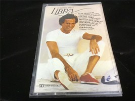 Cassette Tape Iglesias 1988 Julio Iglesias Libra - $10.00