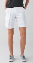 NEW LULULEMON Long Story Shorts SZ 8 White Hike Golf - $45.53