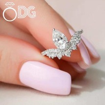 2.00 Ct Pear Cut Moissanite Engagement Ring – 925 Sterling Silver - $3,734.05 MXN