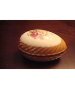 Norleans (Japan)  lusterware dresser box, egg shape,transfer roses [87b] - $40.32 CAD