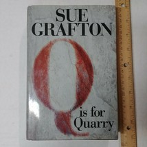 Q Is for Quarry by Sue Grafton (Kinsey Millhone #17, 2002, Hardcover) - £1.99 GBP