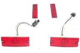 All 4 Rear Bumper Reflectors OEM 2012 Vehicle Production Group MV-1 - $481.67 MXN