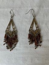 Vintage Women&#39;s Brown Beaded Dangle Earrings - e981 - $2.77
