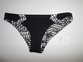L Space Ivory Coast Barracuda Bottom Only Black Size XS-$88 Nwot - £27.51 GBP