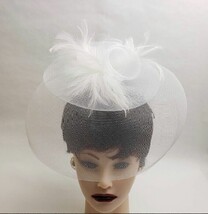 Women&#39;s Fascinator Clip Fashion Hair Piece White One Size NWT - £10.01 GBP