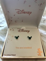 Disney&#39;s Minnie Mouse Green Emerald Silver Platted May Birthstone Stud Earrings - £16.04 GBP