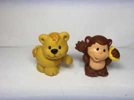 FISHER PRICE LITTLE PEOPLE  2 FIGURE LOT 1997 MONKEY WITH BANANA &amp; LION CUB - $12.82