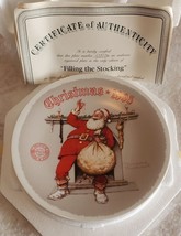 Knowles Norman Rockwell 1995 Christmas Plate FILLING THE STOCKING - £11.85 GBP