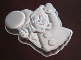 Vintage 1981 Circus Clown Cake Pan WILTON Balloons - $19.55