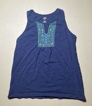 St John’s Bay Tank Top Women’s M Blue W/ Embroidered Design - $327.13 MXN