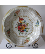 TIN BOX CO of AMERICA Gold/White w/Flowers/Honeycomb Pattern 10&quot; Tin Pla... - $16.24 CAD