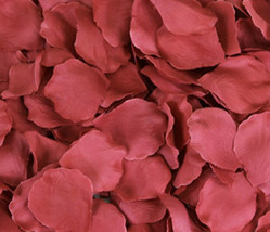 200 Silk Rose Flower Petals Confetti Fake Flowers Engagement Wedding Party Red - £6.37 GBP