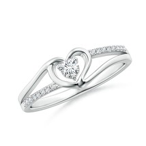 Authenticity Guarantee

Angara Natural Round Diamond Split Shank Heart Promis... - $1,124.10