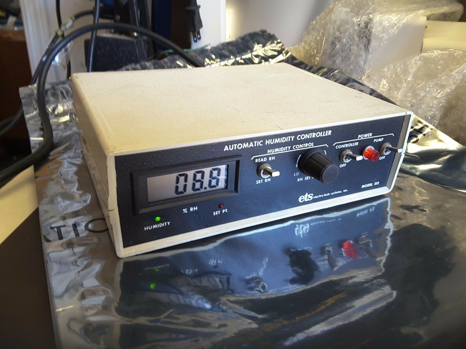 Electro Tech Systems ETS 512B  3 1/2 Digit LCD Automatic Humidity Contro... - $59.24