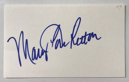 Mary Lou Retton Autographed 3x5 Signature Card #2 - £11.74 GBP