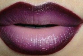 Black up Ombre Lips Double-Ended Contour Pencil - CONTL03 Plum and Nude - $279.15 MXN