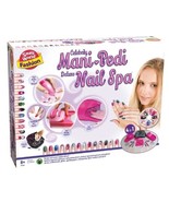 New CELEBRITY Deluxe MANI PEDI NAIL SPA By Small World Fashion Ages 8+ F... - £39.07 GBP