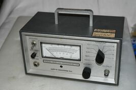 OPTICAL ASSOCIATES INC 205-UV POWERMETER MAIN UNIT NEEDS BATTERIES w6 - $1,957.59 MXN