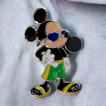 Disney Trading Pin Mickey - Cool Characters - Sunglasses - $9.89