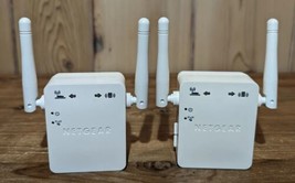 Netgear Universal WiFi Range Extender Model WN3000RPv3 Lot Of 2 - £11.03 GBP