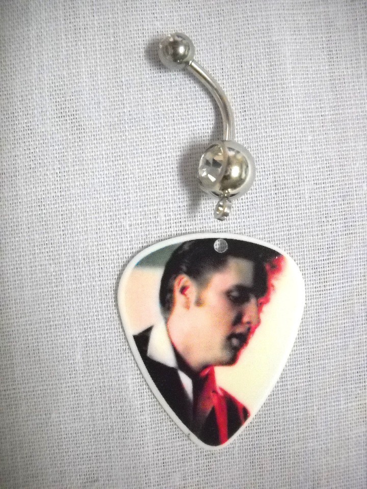 1956 ANGELIC COLOR ELVIS PRESLEY PHOTO GUITAR PICK PENDANT ADJ BEADED NECKLACE Item image 3