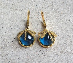 Gold Tone Blue Glass Cabochon Dragonfly Layered Drop Earrings Leverbacks 1-1/4&quot; - £11.86 GBP