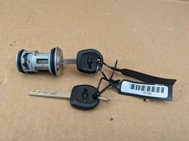 OEM GM Chevy GMC Spare Wheel Tire Lock Cylinder Assembly w/2 logo Keys 7... - $64.34