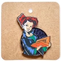 Hocus Pocus Disney Pin: Winifred Sanderson with Book - £15.58 GBP