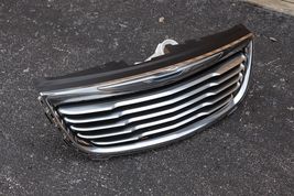 11-16 Chrysler Town & Country Gril Grill Grille Chrome OEM image 4