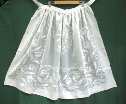 Makylene Spain White Wedding Apron Sheer with Floral Print Vintage No Label - £18.62 GBP