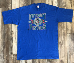 Detroit Pistons T-Shirt Fruit Loom Blue 1990s - Vintage Single Stitch - Size XL - £54.37 GBP