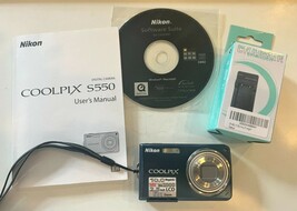 Nikon Coolpix S550 Digital Camera 10MP 5x Optical Zoom 2.5&quot; LCD, not wor... - £21.37 GBP