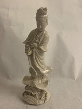 ANTIQUE CHINESE BLANC DE CHINE PORCELAIN FIGURE OF QUAN YIN - £54.20 GBP