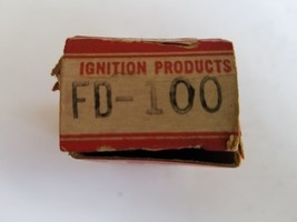 Ignition Distributor Rotor Standard Motor Products FD-100 - $8.94