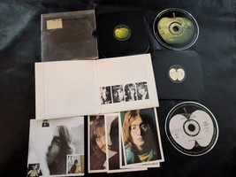 The Beatles White Album 30th Anniversary Edition 2 CD Set Photos Complete - $29.69
