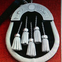 Full Dress Sporran With 5 Tassels And Chain Belt - $1,137.27 MXN
