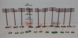 Tyco HO Scale Light Post and accessories From Set #905 - $14.85
