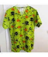 Halloween Scrub Top Pumpkin &amp; Witch Print  Green &amp; Black Size Med USA - $130.77 MXN
