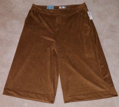 NWT Old Navy Faux Suede Capri Pants Brown Women&#39;s Size 14 Regular SOFT - £17.87 GBP