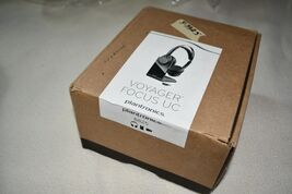 Plantronics Voyager Focus UC B825 Bluetooth USB Active NC Headphones Com... - $172.13 CAD