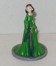 Disney Brave Queen Elinor PVC Figure Cake Topper - $9.65