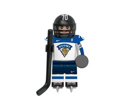 Minifigure Hockey Player Finland Team Custome - $7.94