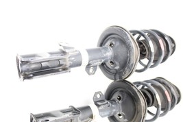 05-10 SCION TC FRONT LEFT & RIGHT STRUTS PAIR Q5126 image 4