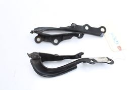 05-10 SCION TC HOOD HINGES PAIR Q5095 image 6