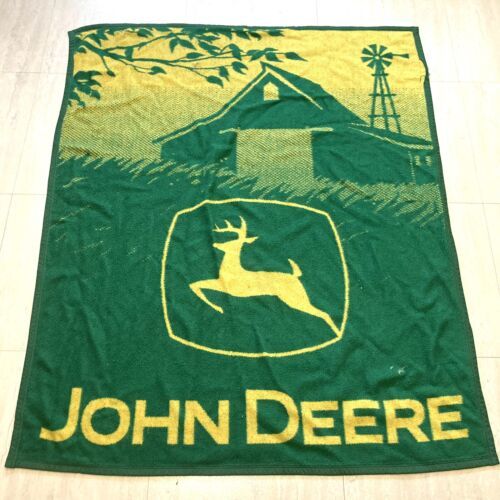 Primary image for john deere plush blanket green yellow NOTHING RUNS LIKE A DEERE 55.5X45.5